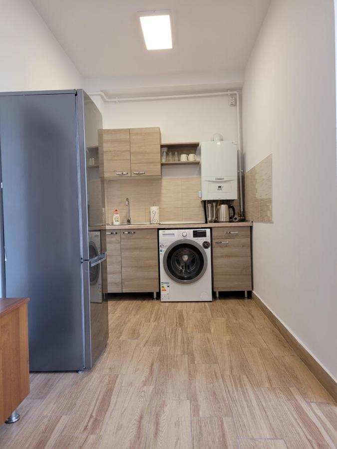 Apartamente Livada Ramnicu Valcea Bagian luar foto
