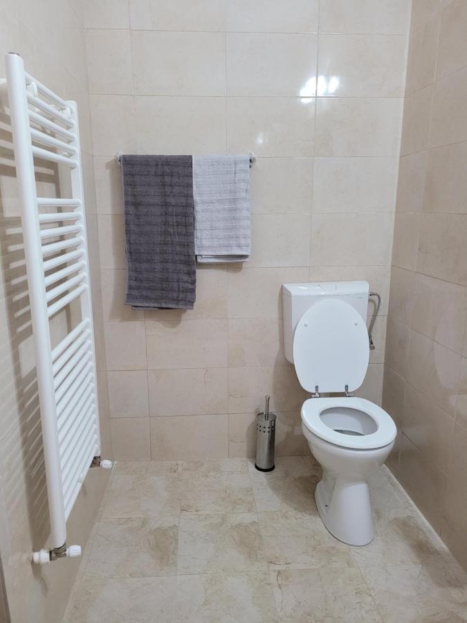 Apartamente Livada Ramnicu Valcea Bagian luar foto
